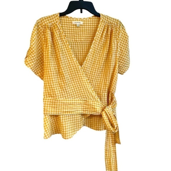MAX STUDIO, YELLOW/WHITE, GINGHAM, SEERSUCKER TOP. WRAP WITH SASH TIE. SIZE M - Picture 1 of 8